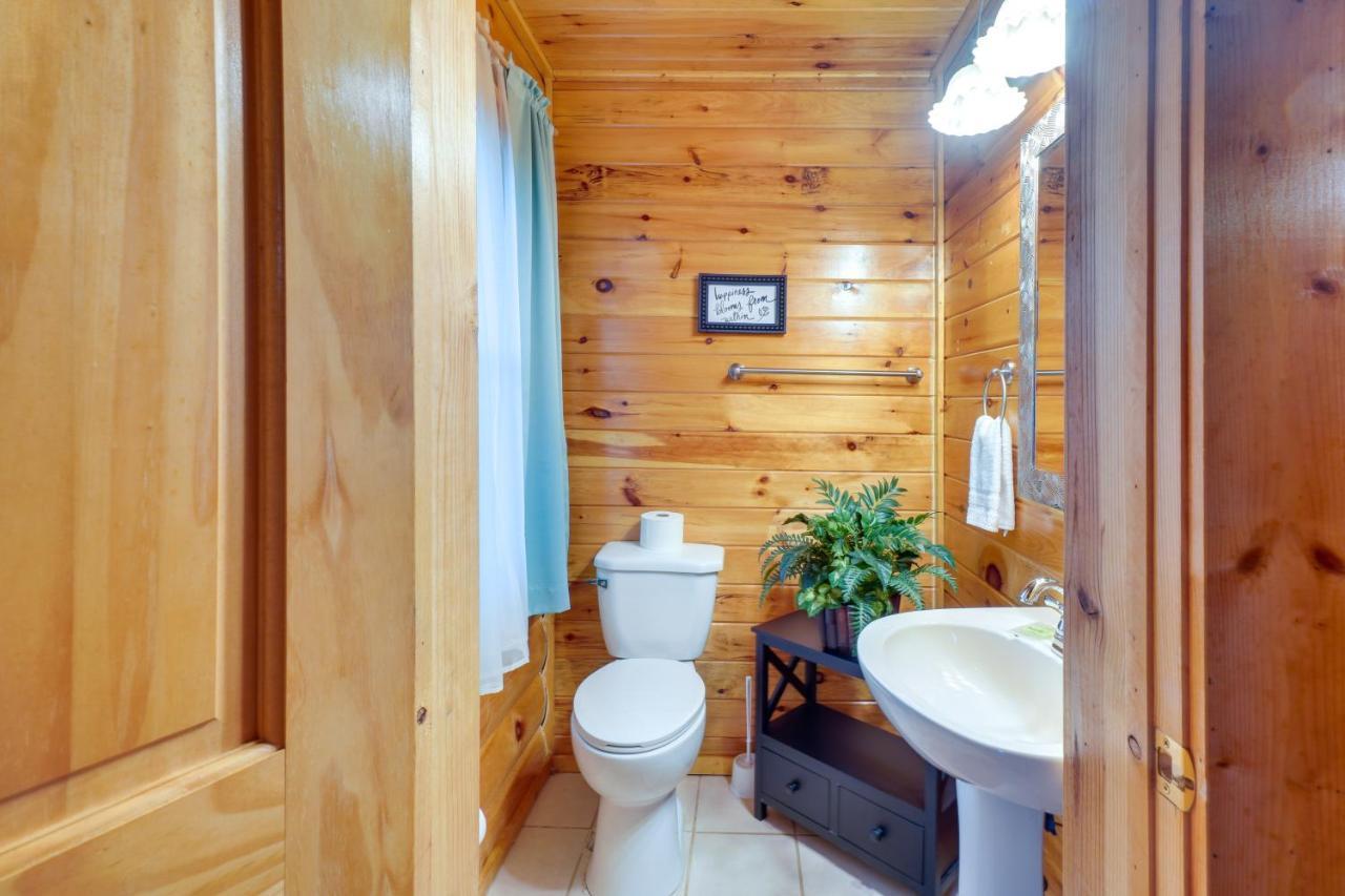 Lovely Gatlinburg Cabin With Private Hot Tub! Exterior foto